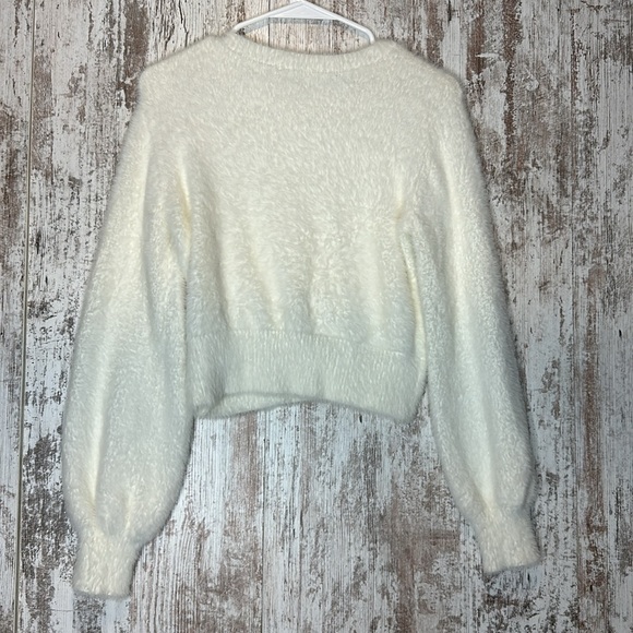 Aritzia Sunday Best Kitten Sweater Size Small - Picture 8 of 8